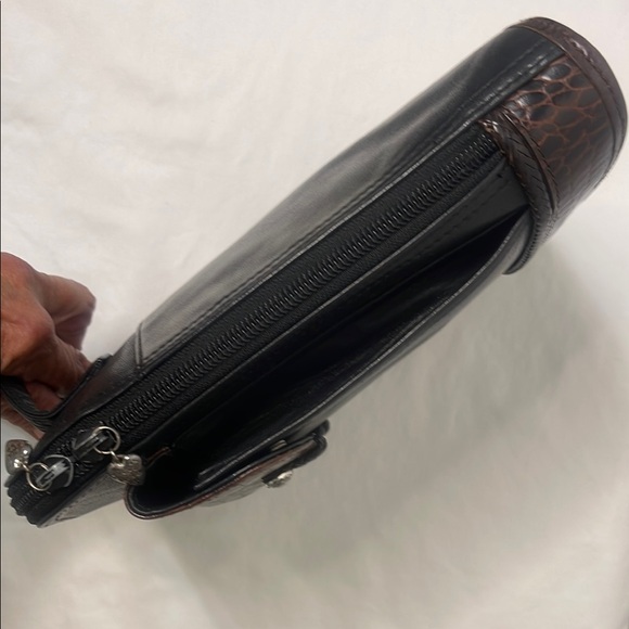 Brighton “One World “ Leather Croc Embossed Crossbody Bag No Callouts EUC - Picture 8 of 17